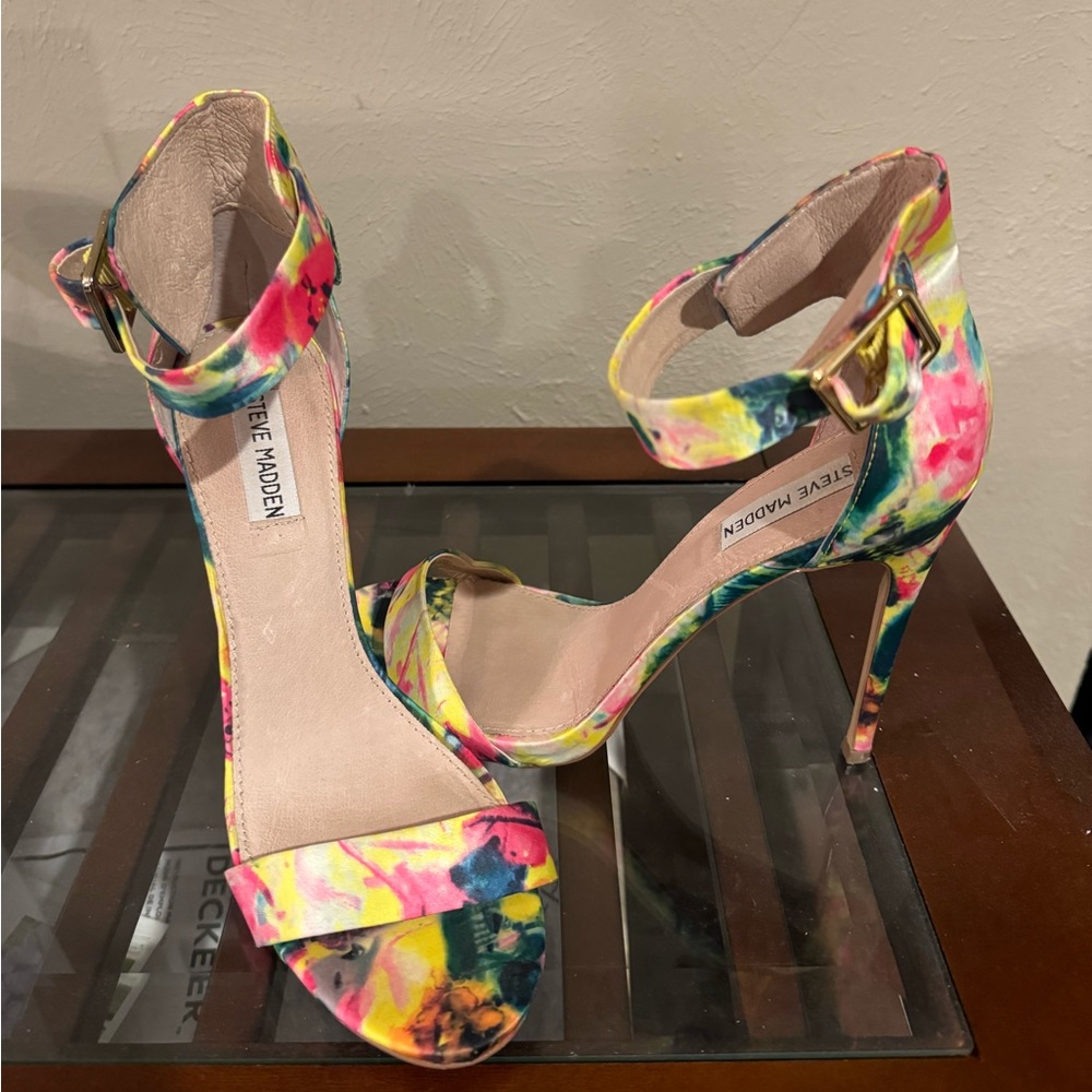 Steve Madden Pump